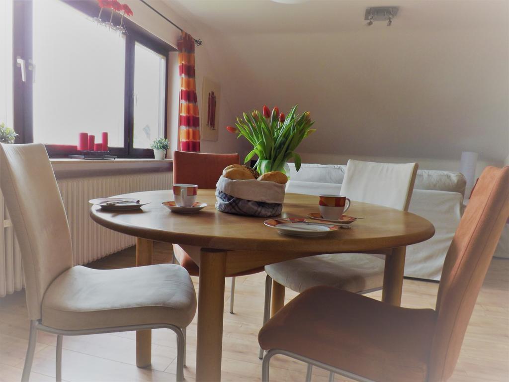 Ferienwohnung Feriendomizil am Rheinbogen Altlussheim Exterior foto